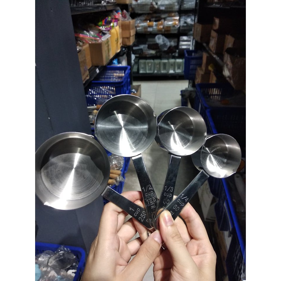 Bộ 4 cup đong Inox cao câp