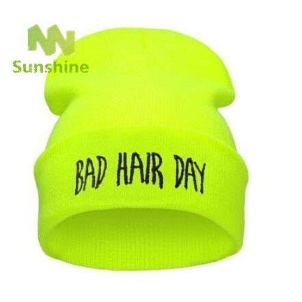 Mũ len trùm đầu thêu chữ Bad Hair Day thời trang cho nữ