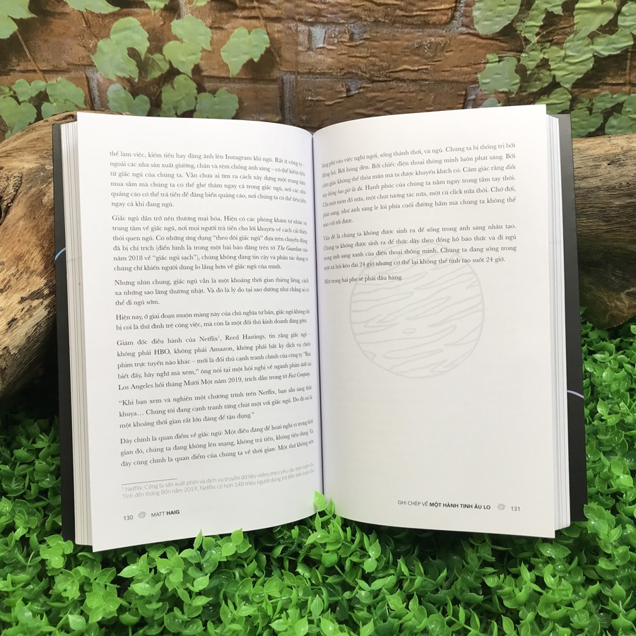 Sách - Ghi Chép Về Một Hành Tinh Âu Lo | BigBuy360 - bigbuy360.vn