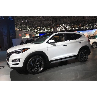 Bộ 2 Gạt mưa cao cấp { BOSCH AEROTWIN} Chính Hãng Cho xe [ Hyundai Tucson ] 18" và 24" với chiều dài 450mm +600mm