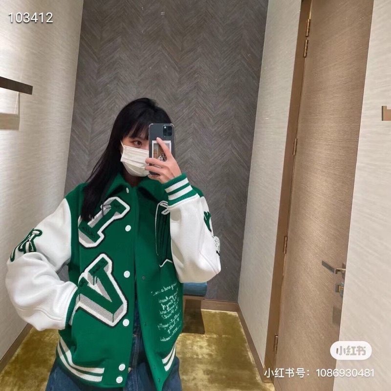 Áo khoác bomber nữ LV Louis Vuitton phối màu nổi bật cá tính