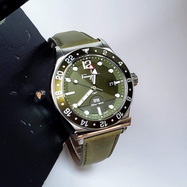 Đồng hồ nam Salvatore Ferragamo