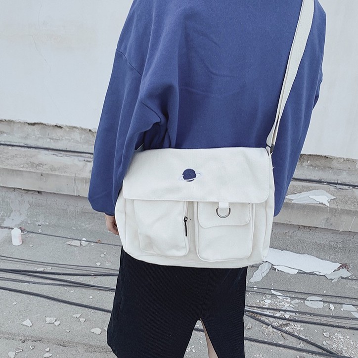 1333744Harajuku Planet Crossbody ins tooling Hong Kong men and women canvas bag