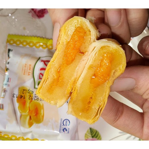 BÁNH PÍA KIM SA TRỨNG MUỐI TÂN HUÊ VIÊN - GÓI 500G