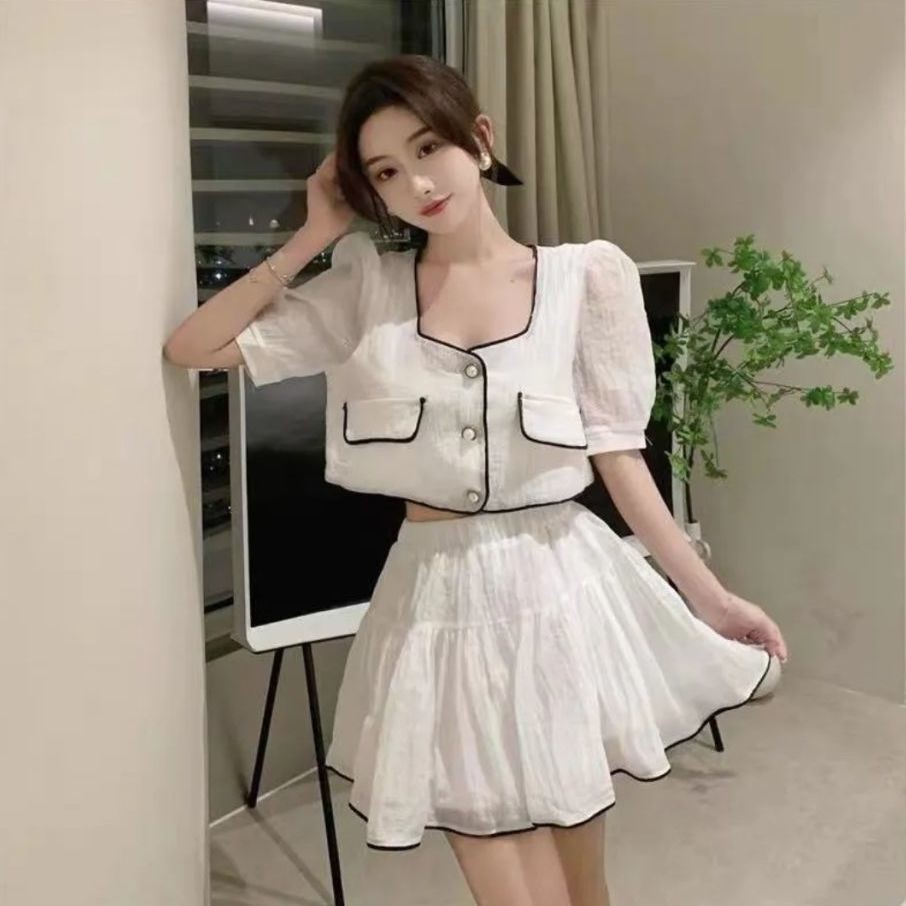 Sét chân váy xòe, áo cổ vuông tay phồng thiết kế cao cấp thời trang công sở, dự tiệc sang trọng V114 | BigBuy360 - bigbuy360.vn
