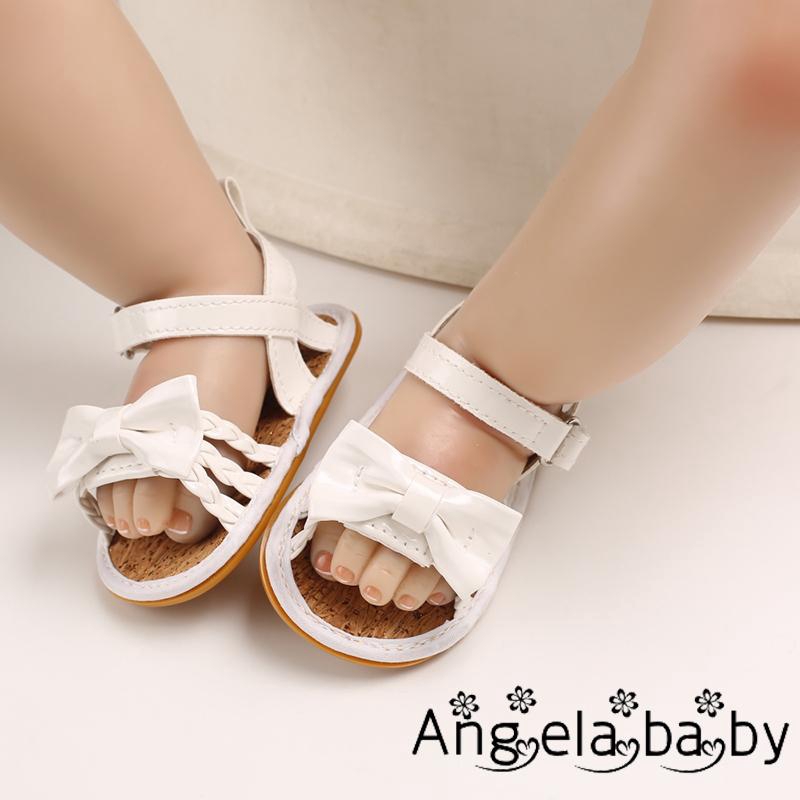 Sandal Da Đế Mềm Chống Trượt Cho Bé