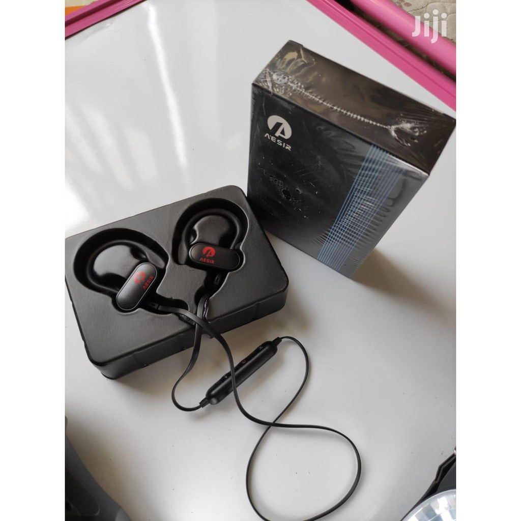 Tai nghe Bluetooth thể thao Aesir