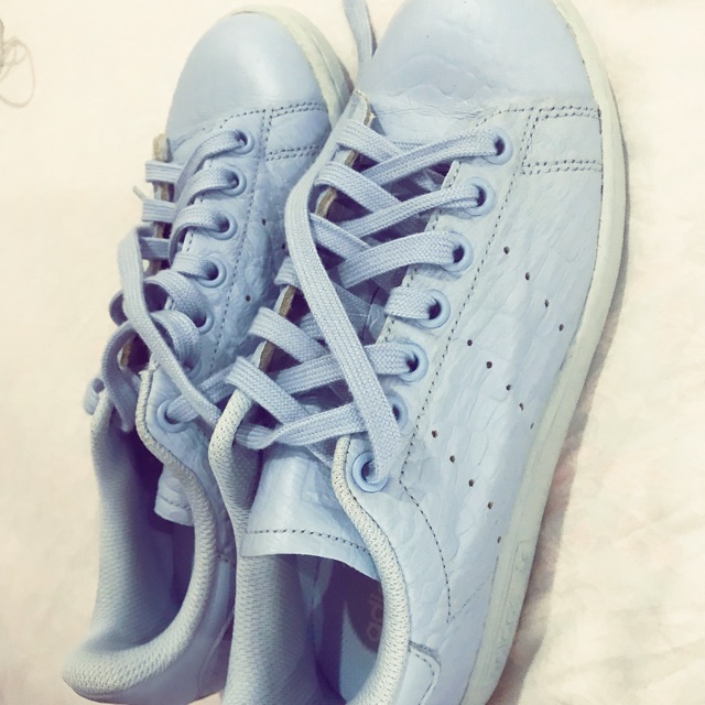 Addidas chính hãng