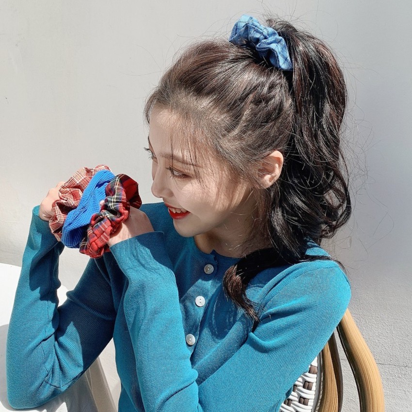 [Mã FASHIONCB231 hoàn tối đa 30K xu đơn 99K] INS Cúc Scrunchies Dây Buộc Tóc Hoa | BigBuy360 - bigbuy360.vn