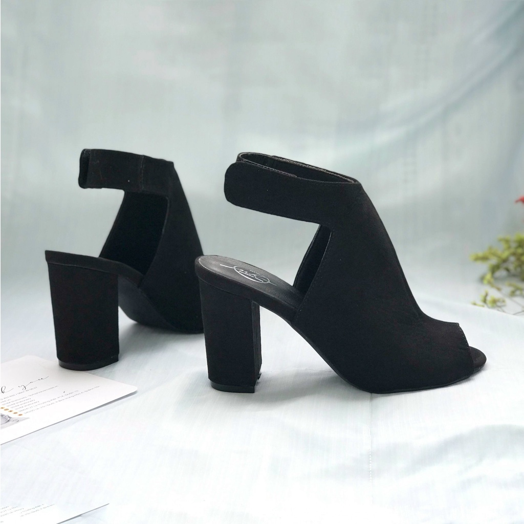 Boots cao gót kiểu dáng hở mũi gót thô 8cm thời trang nữ Lusi-shose mã sản phẩm TT26