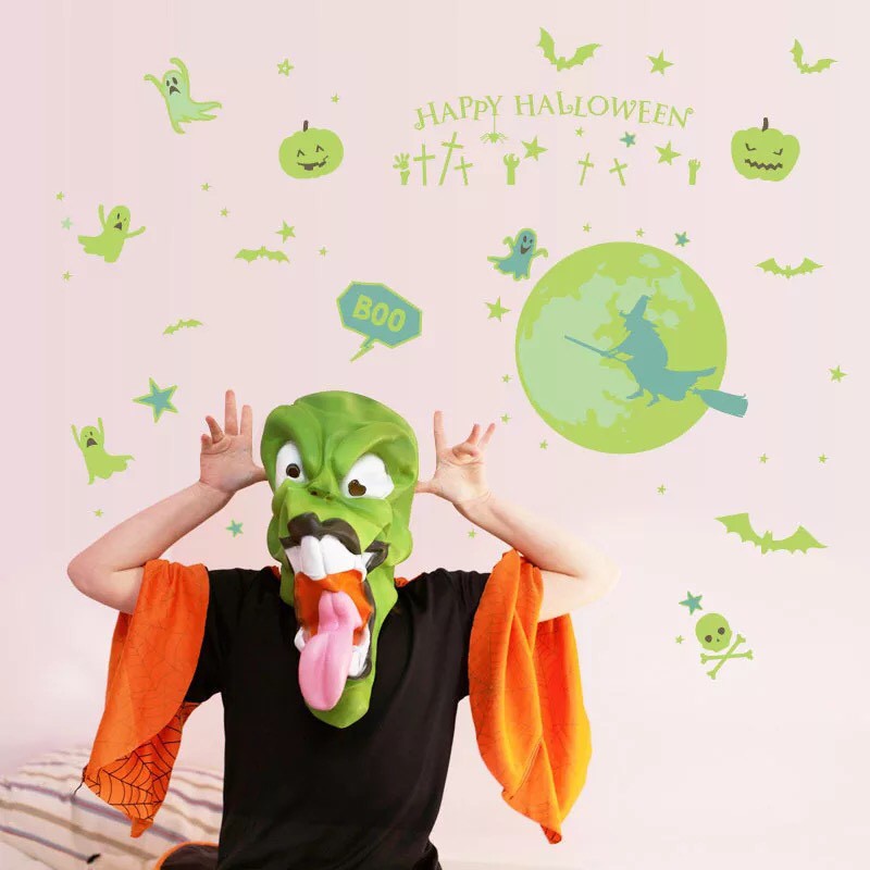 Decal trang trí tường Halloween dạ quang co bé