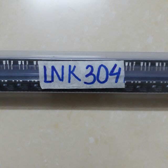 5 con IC LNK 304 có 7 chân