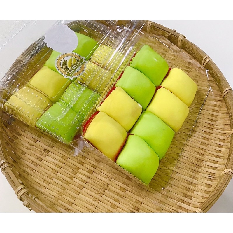 Bánh CREPE SẦU RIÊNG (Mua 2 hộp tặng 10 bánh Macaron)