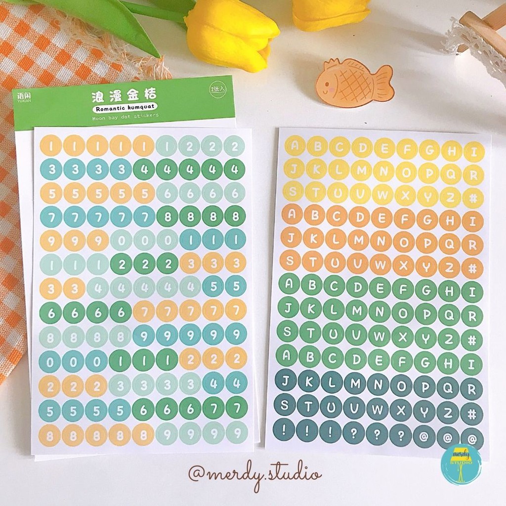 Set 2 tấm sticker số và chữ cái chấm tròn nhiều màu sắc