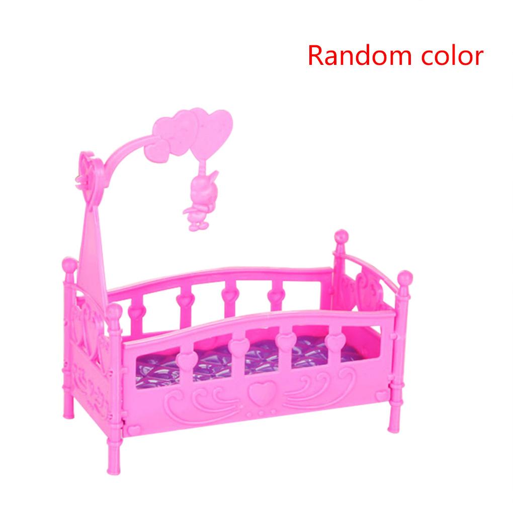 Giường Ngủ Mini Bằng Nhựa Màu Sắc Ngẫu Nhiên Kích Thước 10x10x5 / 5cm Trang Trí Nhà Búp Bê