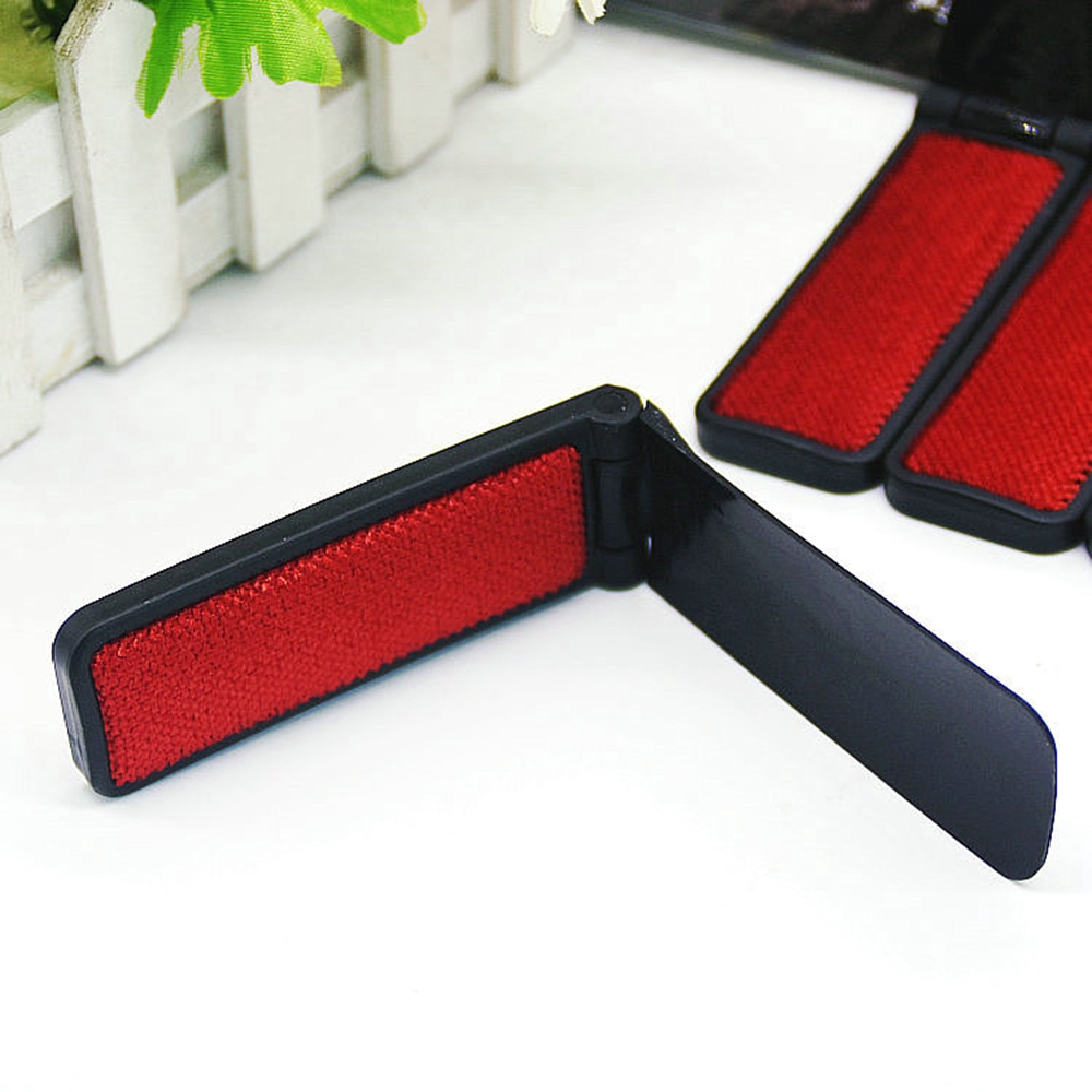 Dụng cụ làm sạch lông thú cưng trên quần áo tiện dụng