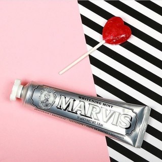 Kem Đánh Răng Marvis Whitening Mint - 25ml & 85ml
