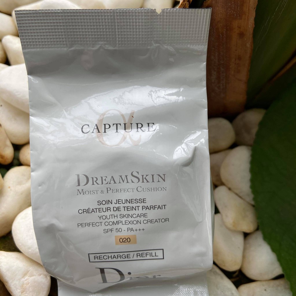 Lõi Phấn nước Dior Capture Dream Skin Moist &amp; Perfect Cushion SPF50 PA+++ 15g