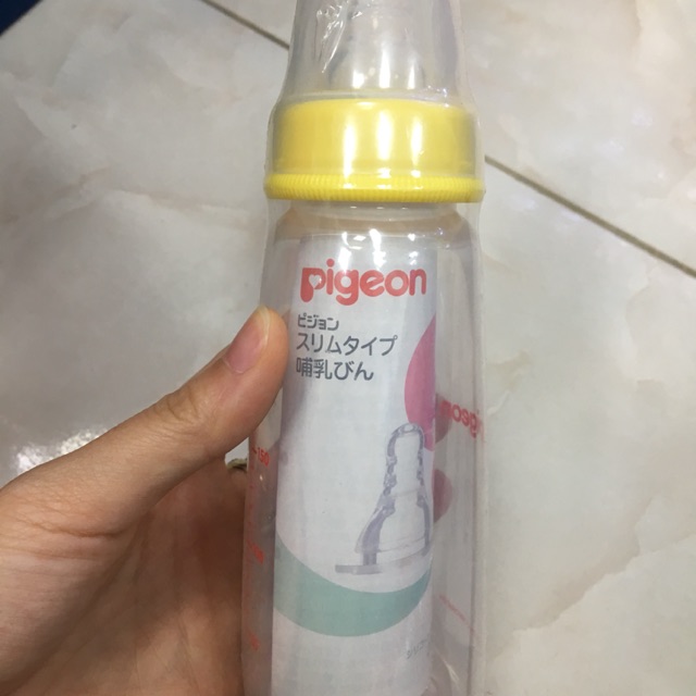 (SALE LỖ) Bình sữa pigeon cổ hẹp 240ml