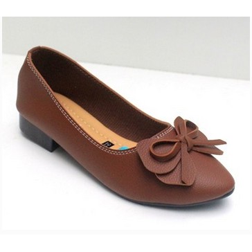 Giày búp bê khóa vuông