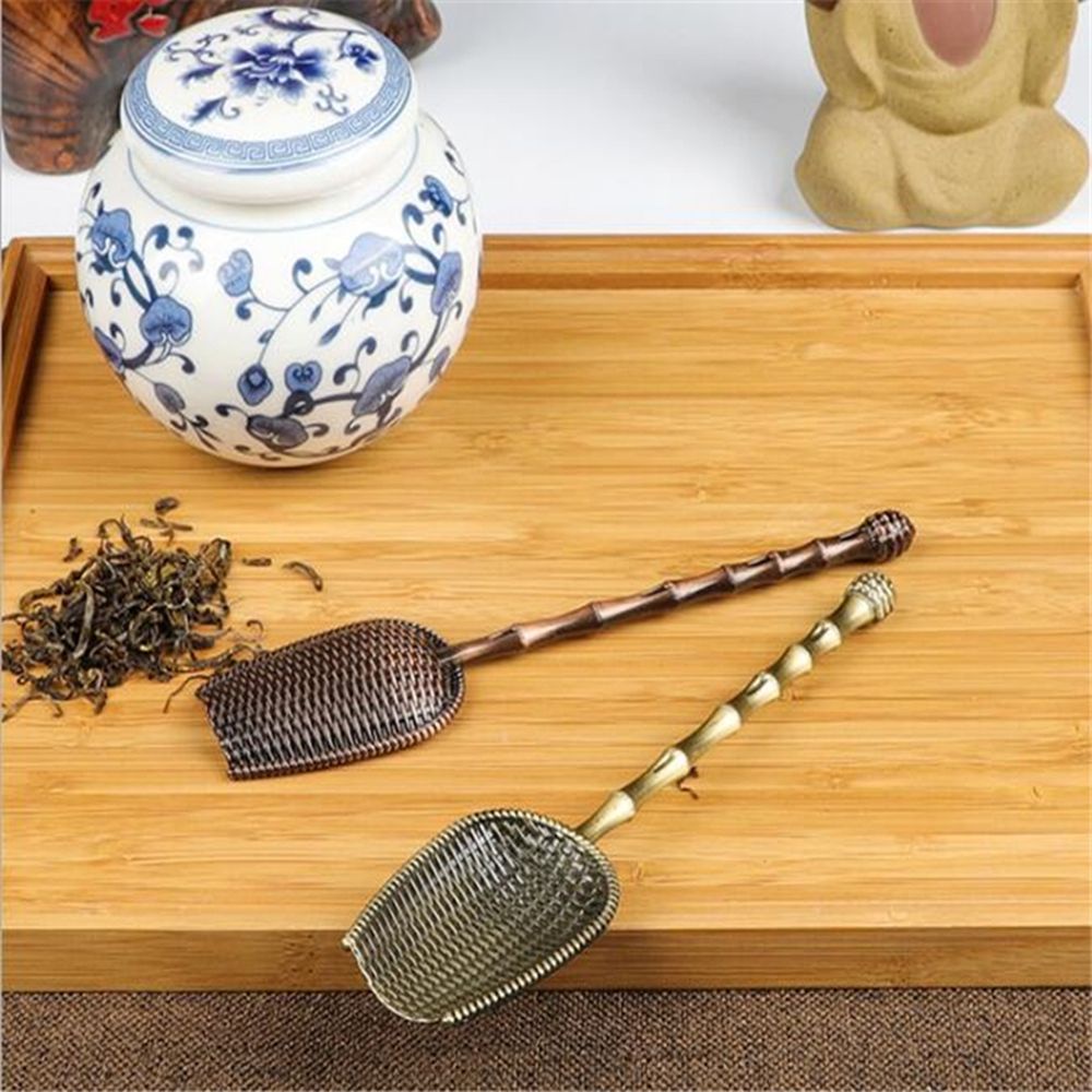 Muỗng múc trà bằng đồng phong cách vintage cổ điển