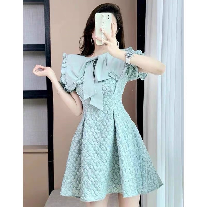 ĐẦM XỐP xanh và trắng