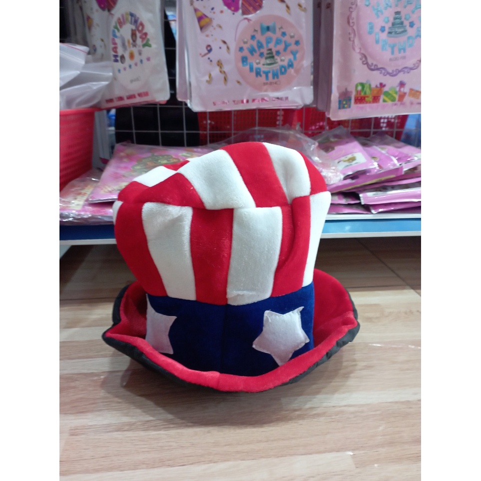 Nón hóa trang chú hề.