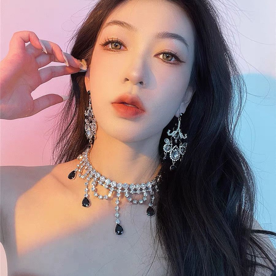 Toàn Bộ Vòng Cổ Tua Rua Giọt Nước Màu Đen Đính Kim Cương Lấp Lánh Sang Trọng Thời Trang Dự Tiệc Cao Cấp Cho Nữ