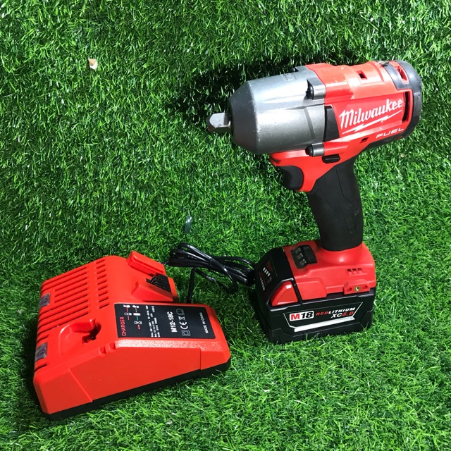 Milwaukee bulong 2860