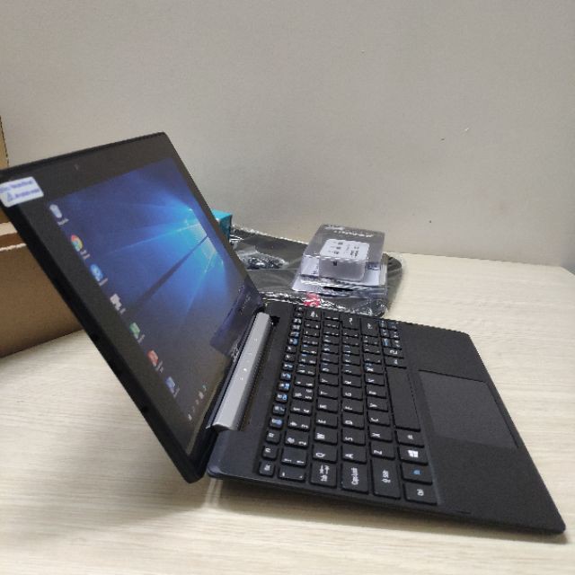 Laptop 2 trong 1 ACER SWITCH V10 màn hình cảm ứng 10.1 inch 4GB RAM 64GB Fullbox 100% Hàng Loại Tốt