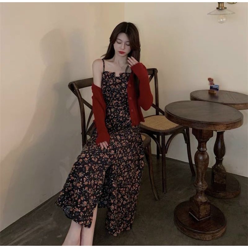 Set áo khoác đỏ cardigan kèm váy 2s hoa nhí