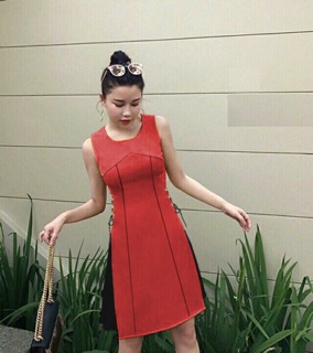 Đầm Xẻ Tà Phối Dập Ly