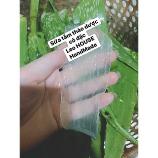 SỮA TẮM THẢO MỘC MẸ VÀ BÉ