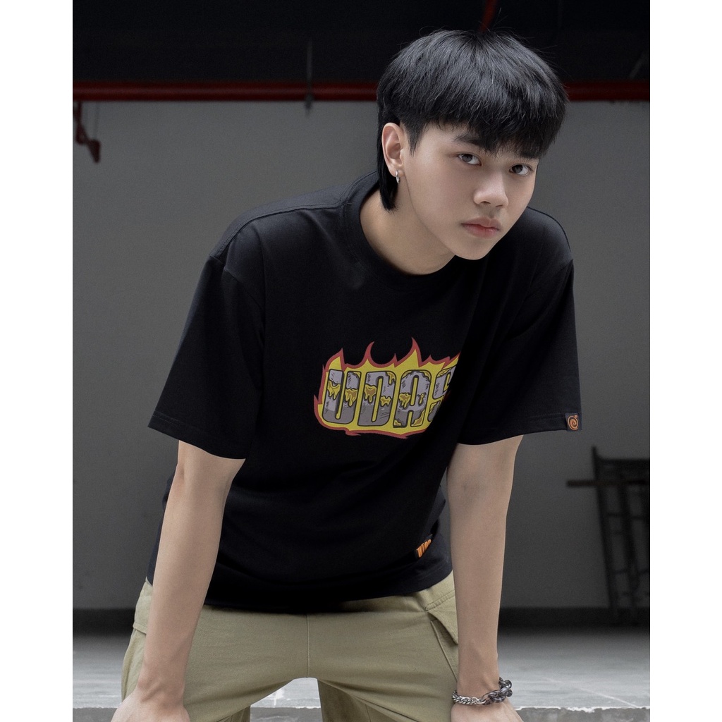 Áo thun tay lỡ UDAS phông Unisex nam nữ Cotton oversize form rộng SMILEY FLAME - Đen | BigBuy360 - bigbuy360.vn