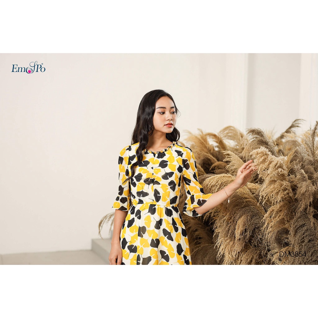 Đầm hoa lá nữ cổ tròn thời trang, tay lửng Emspo DM3854