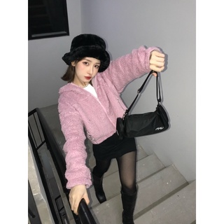 Usthebasic - Túi đeo vai UTB Box Nylon Logo Shoulder Bag