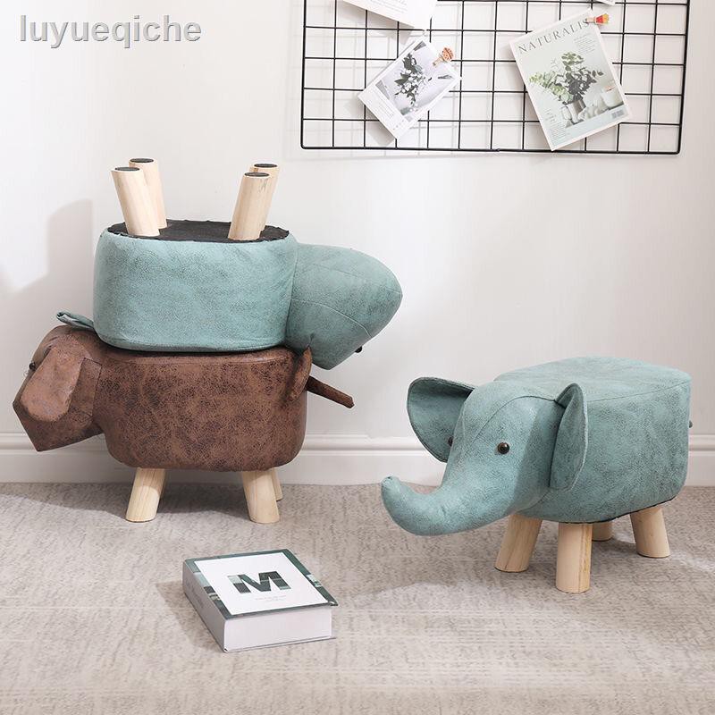 Ghế Đẩu Bằng Gỗ Hình Chú Voi Sáng Tạo