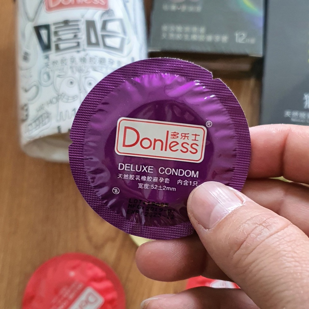 Donless Hip-hop Bao cao su bcs Condom 6 in 1 Malaysia Minh House