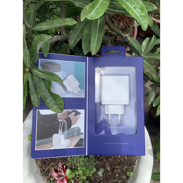 Sạc nhanh 36w UmeTravel 2 cổng sạc nhanh PD 18w...QC 18w