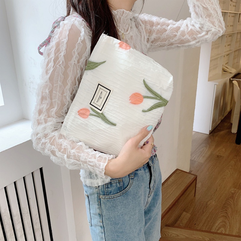 Túi Đựng Mỹ Phẩm Cỡ Lớn Họa Tiết Hoa Tulip Xinh Xắn Dành Cho Nữ