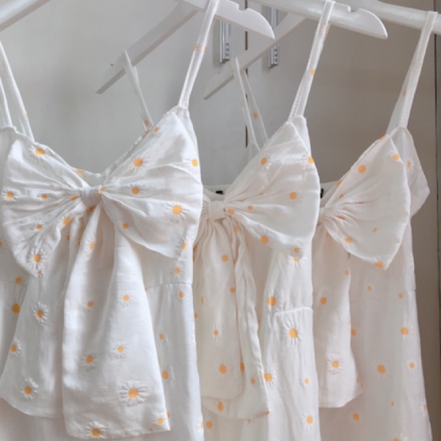 VÁY HAI DÂY NƠ CHẤM BI