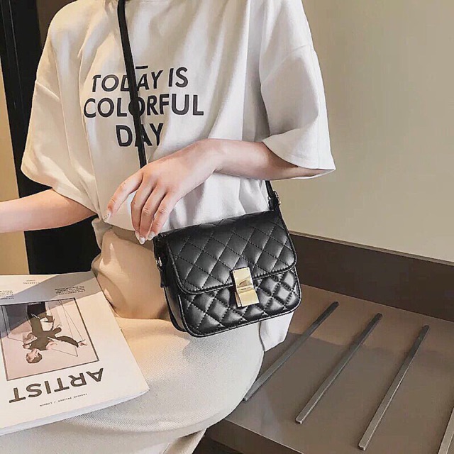 Túi trám khoá vuông