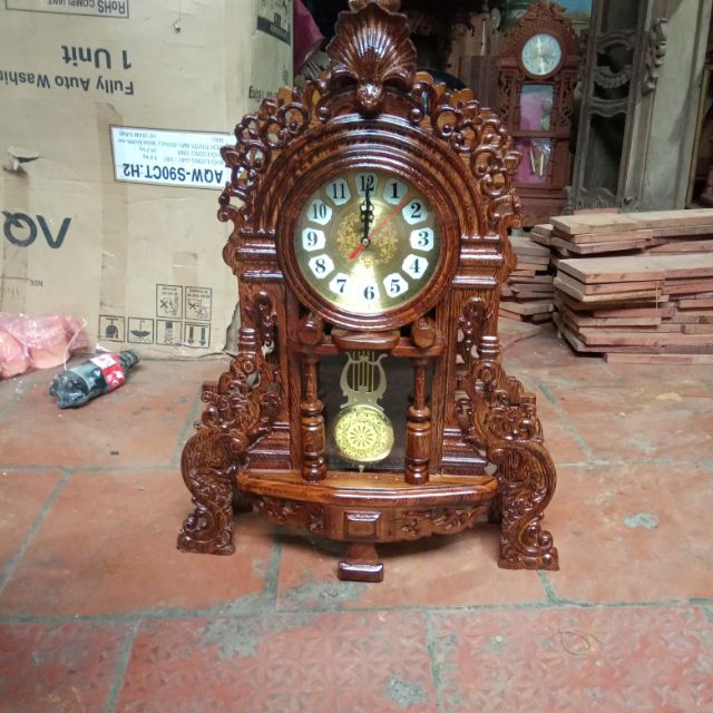 đồng hồ quả lắc gỗ mun