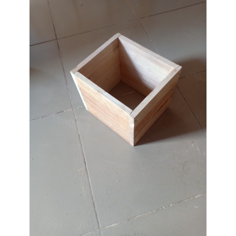 Hộp gỗ VUÔNG trang trí để bàn đa năng để vật dụng trang trí đồ lưu niệm ....đơn giản chắc chắn (có làm theo yêu cầu)