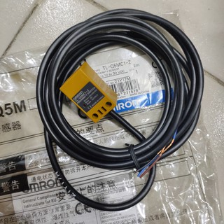 Cảm biến Omron TL-Q5MC1-Z