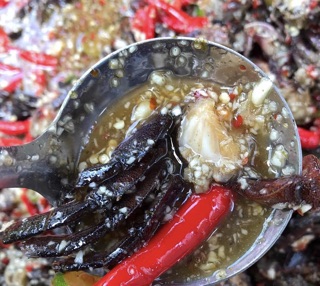 Ba Khía trộn,vừa ăn,tươi thơm.