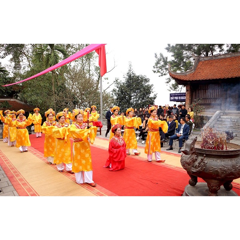 Khăn xếp áo dài, dâng hương,hầu đồng tế lễ đủ màu đủ cỡ hàng phun nhũ đẹp