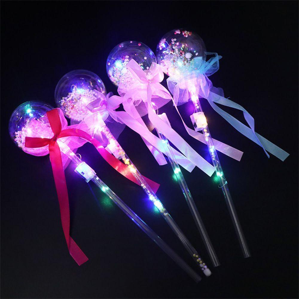1 Cây Gậy Phép Thuật Có Đèn LED Phát Sáng Hình Ngôi Sao / Trái Tim Đồ Chơi Cho Bé