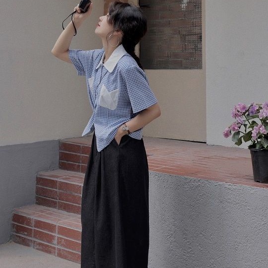 Áo sơ mi IELGY ngắn tay họa tiết sọc caro màu xanh dương phong cách Hàn Quốc cổ điển thời trang cho nữ