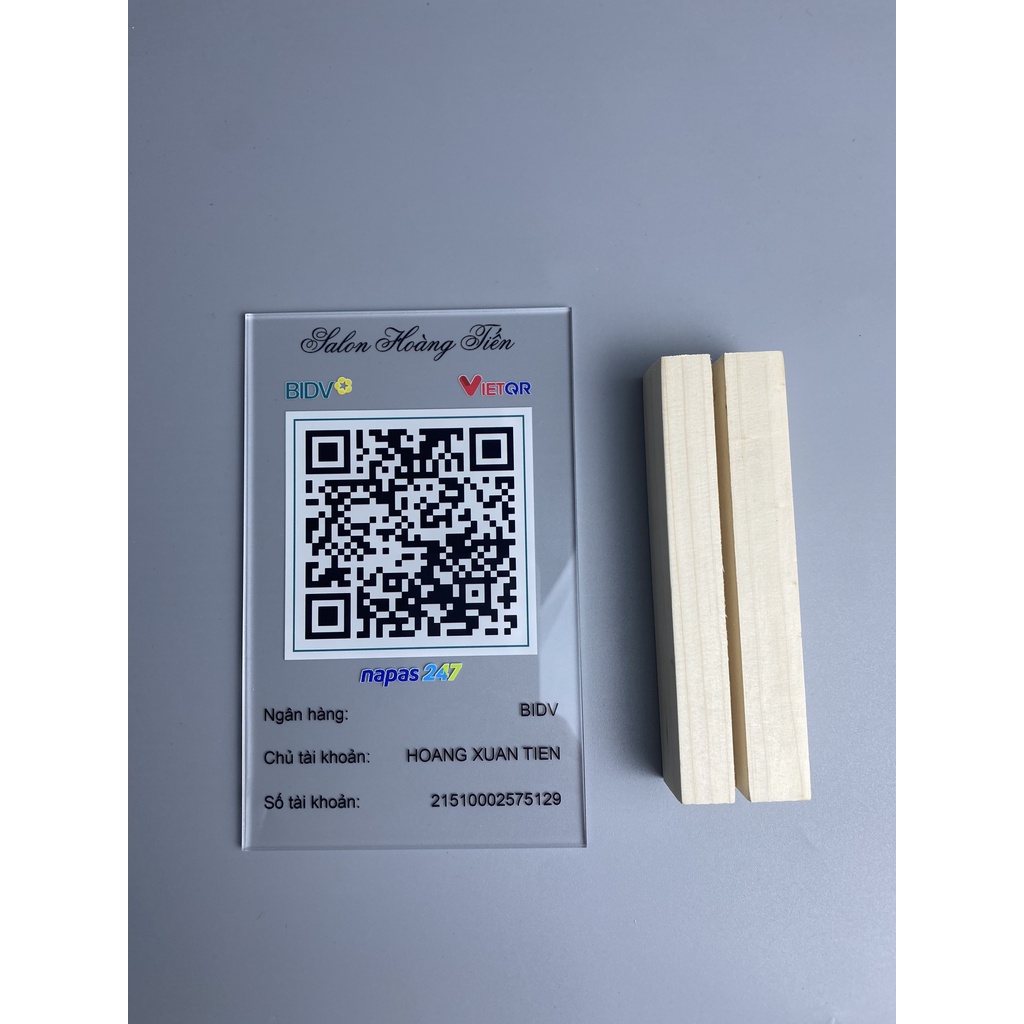 Bảng thông tin tài khoản ngân hàng Thegioipuzzle Tên shop, mã QR thanh toán đế gỗ thiết kế theo yêu cầu